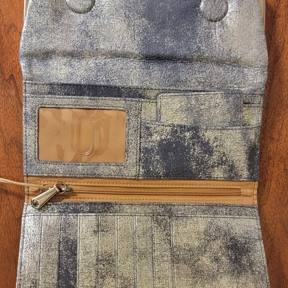 Hobo Rachel Continental Wallet - Picture 3 of 5